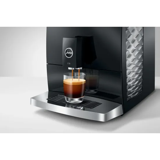 JURA C9 Piano Black (EA), imagine de prezentare 2
