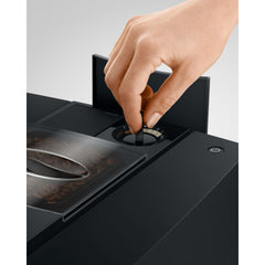 JURA E8 Piano Black (ED), detaliu râșniță
